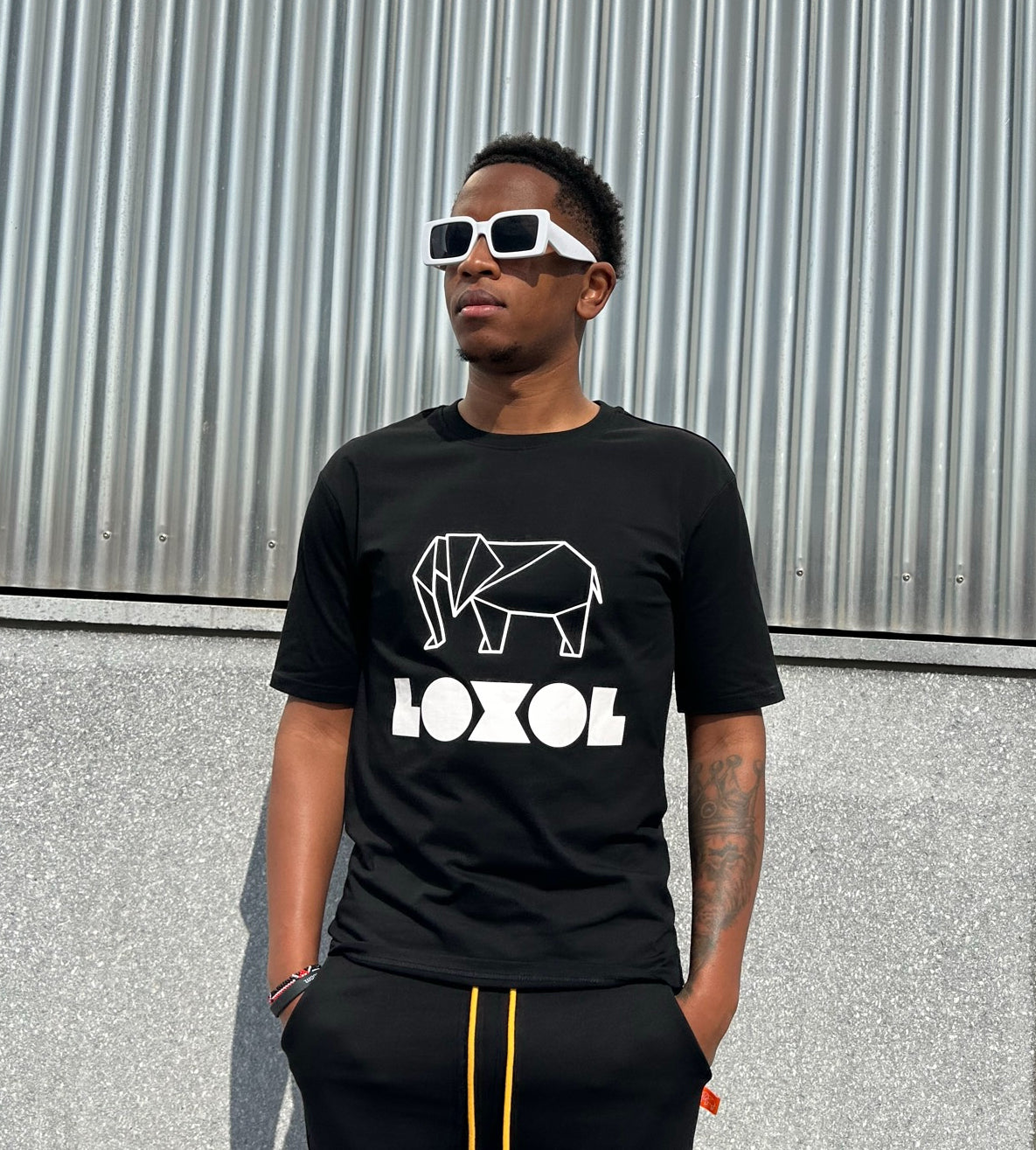 short sleeve graphic t shirt